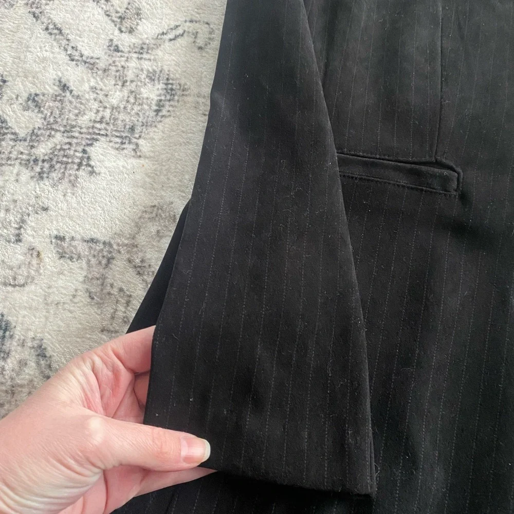 Vtg Y2K Fashion Bug Black White Pinstriped Fitted Long Suit Blazer Soft Jacket S